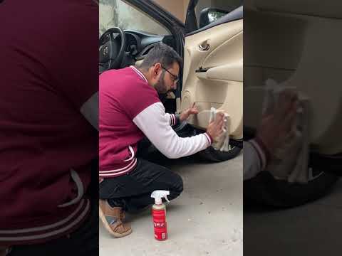Color Shampoo + Interior Dressing + All Purpose Cleaner + water Less  wash+ Glass Cleaner + Engine Degreaser + Tire Dressing (Carrera Complete Kit Box) + Yellow MF