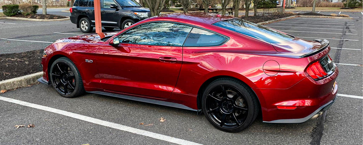 A shiny car after using carrera car velvet shampoo 